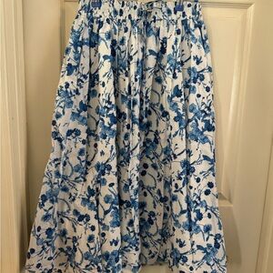 Forever 21 Blue Floral A-Line Skirt